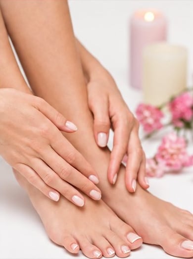 Photos de manucure et de soins des pieds